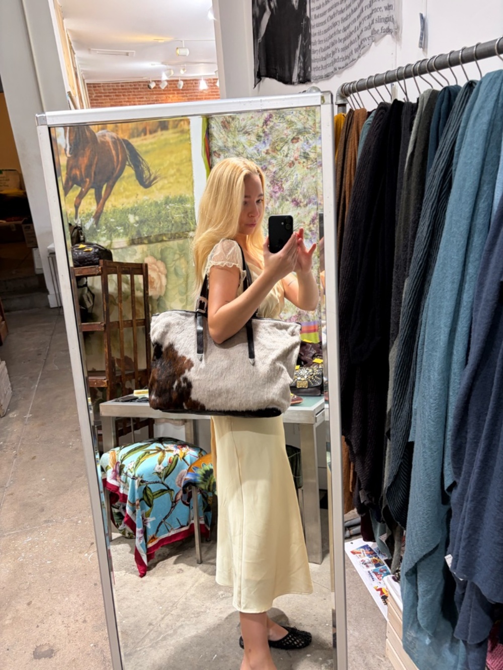 Campomaggi Lidia Shoulder Bag with Calf Hair - Picture 11 of 13